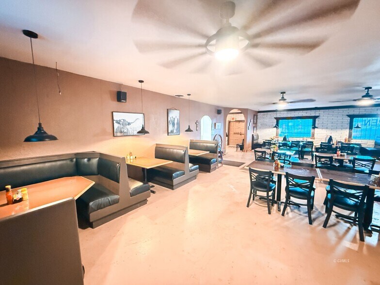 More Photos Of 4369 S US Highway 191, Safford Restaurant For Sale