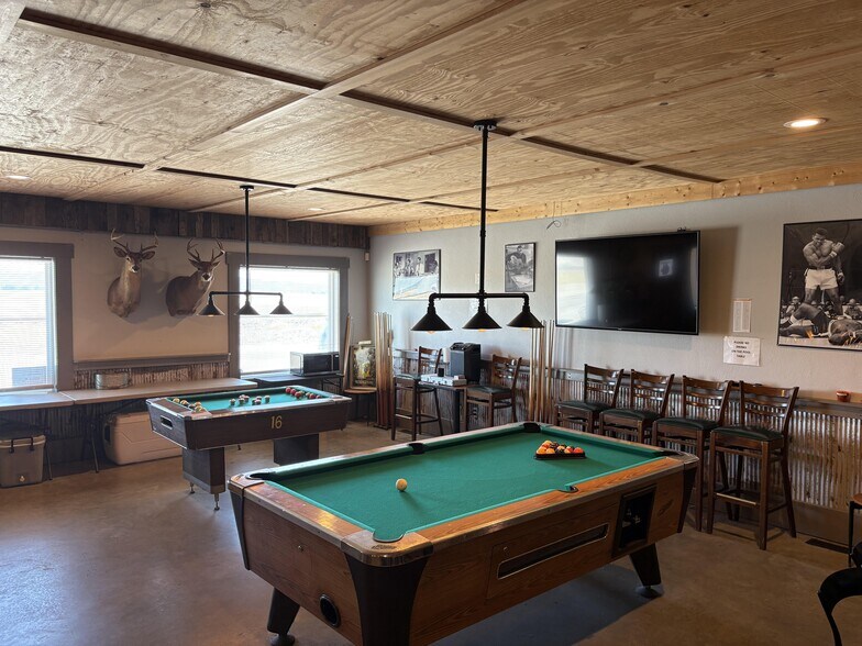 More Photos Of 3071 Jacob rd, Jacob Bar For Sale