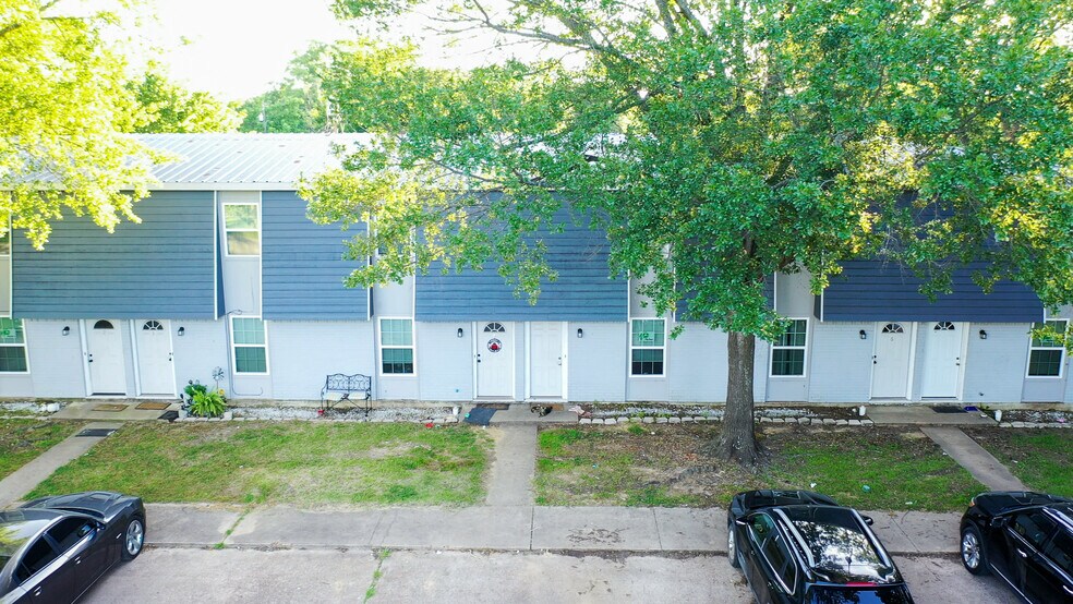 More Photos Of 135-155 Holley st, Blossom Apartments For Sale