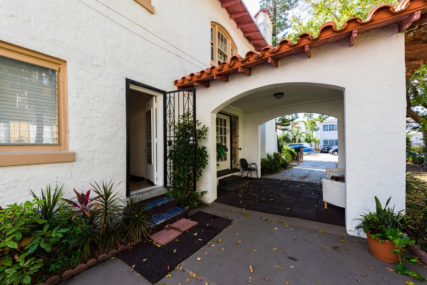 More Photos Of 1311 15th Ter, Miami Beach Apartments For Sale