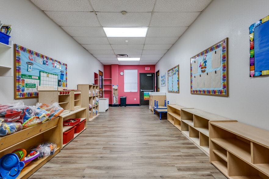 More Photos Of 2120 S Garden Ridge Blvd, Flower Mound Religious Facility For Sale