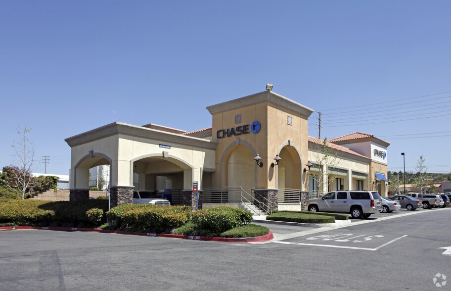 Primary Photo Of 26861-26925 Sierra Hwy, Newhall Unknown For Lease