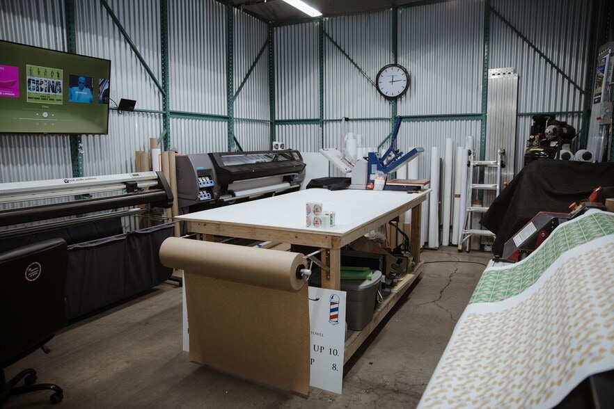 More Photos Of 7001 Anpesil Dr, North Bergen Warehouse For Lease