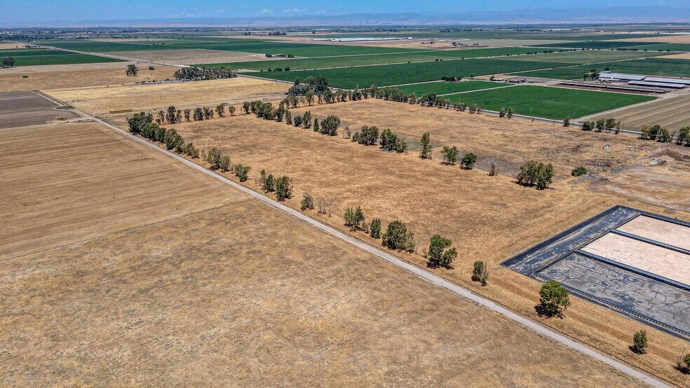 More Photos Of 30 W Sandy Mush Rd, Merced Industrial For Sale