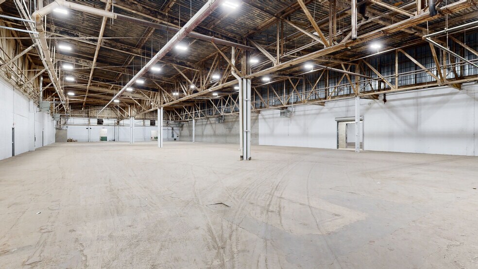 More Photos Of 297 Getty Ave, Paterson Warehouse For Lease