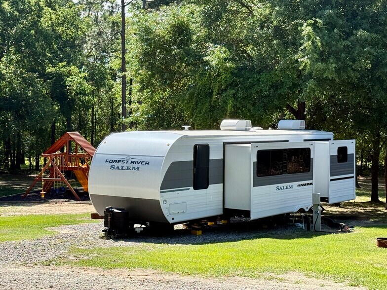More Photos Of 4759 River Rd, Waynesboro Trailer Camper Park For Sale