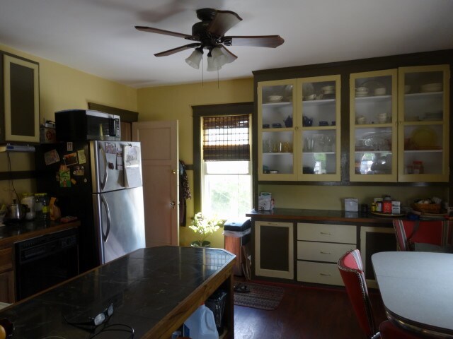 More Photos Of 3401 Douglas Ave, Racine Storefront Retail Residential For Sale