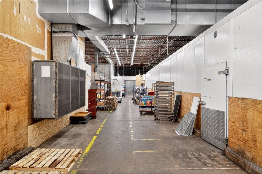More Photos Of 4634-4639 Gravois Rd, House Spgs, House Springs Supermarket For Lease