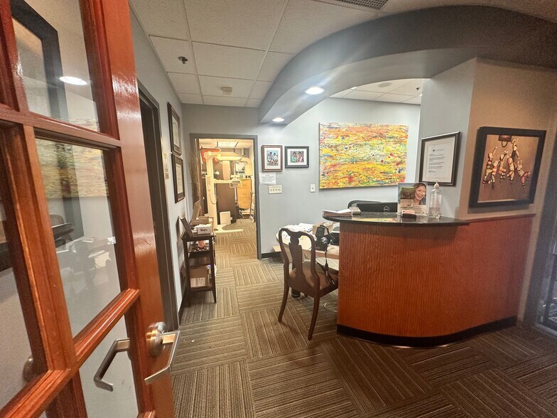 More Photos Of 342 N Main St, Alpharetta Office For Lease