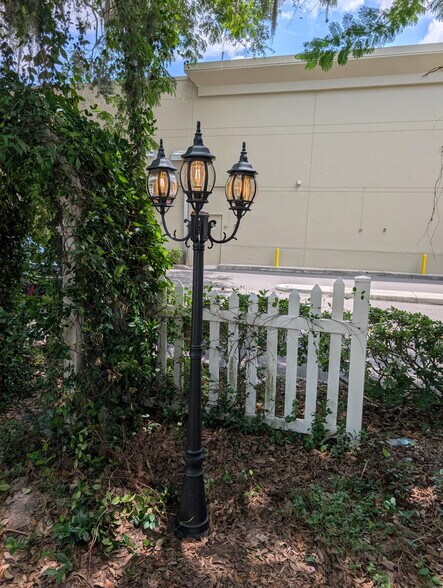 More Photos Of 3407 Lithia Pinecrest Rd, Valrico Storefront Retail Office For Sale
