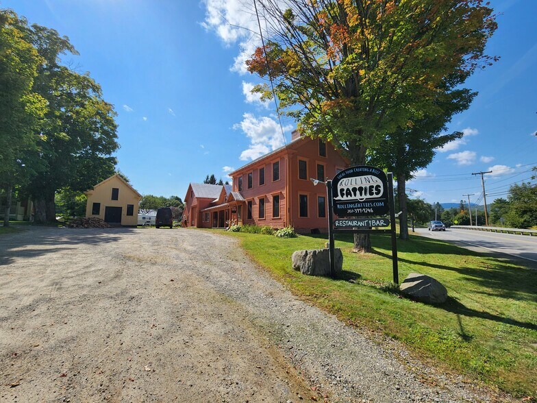 Primary Photo Of 268 Main St, Kingfield Restaurant For Sale