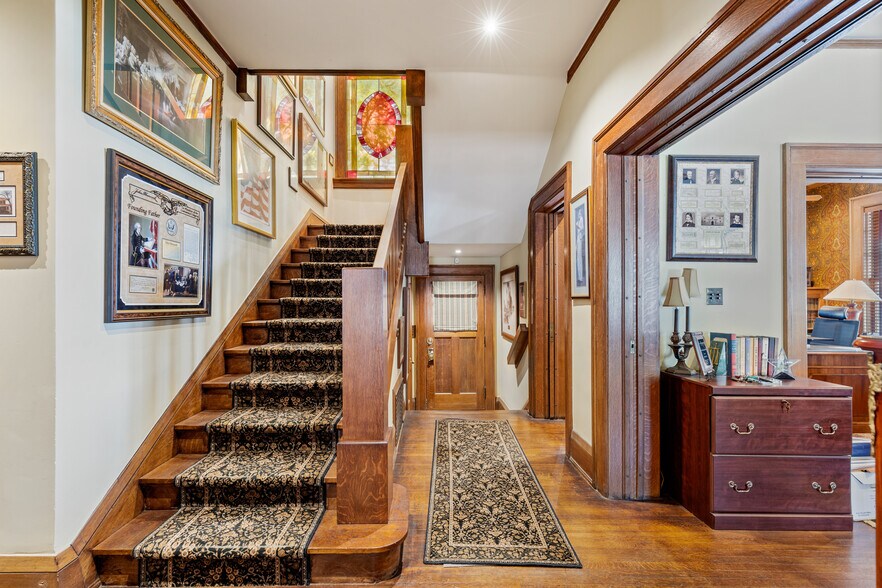 More Photos Of 1119 Pennsylvania Ave, Fort Worth Loft Creative Space For Sale
