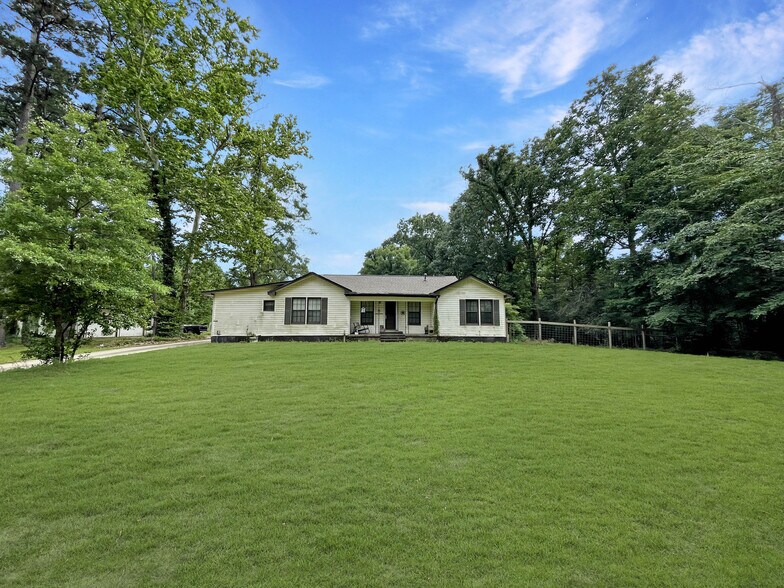 More Photos Of 2369 Texas State Highway 63 W, Jasper Industrial For Sale