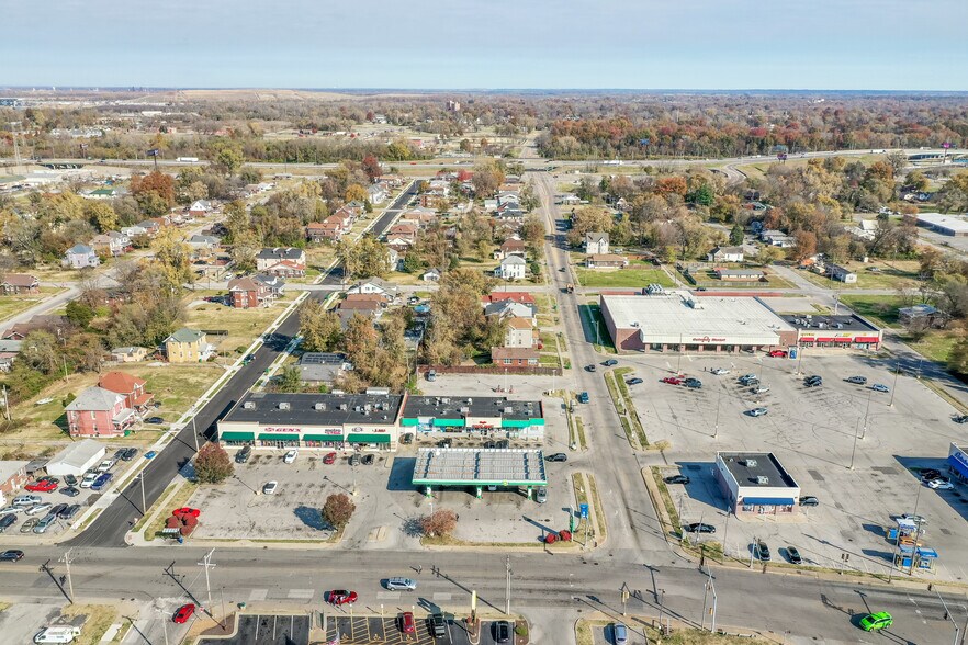 More Photos Of State St, East Saint Louis Unknown For Lease