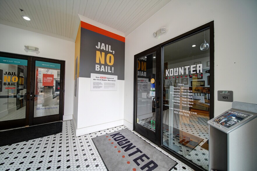 More Photos Of 135 E Main St, Rock Hill General Retail For Lease