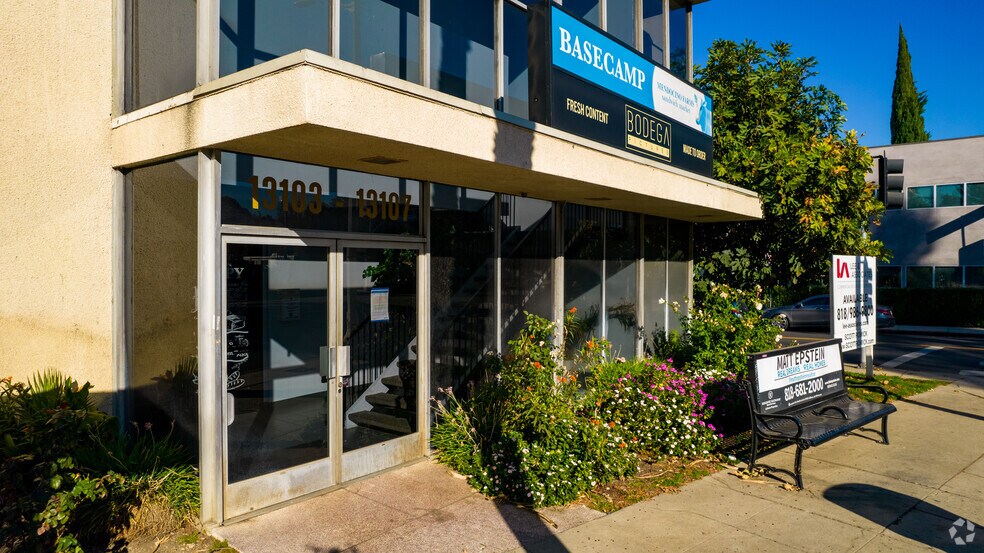 More Photos Of 13103-13107 Ventura Blvd, Studio City Loft Creative Space For Lease
