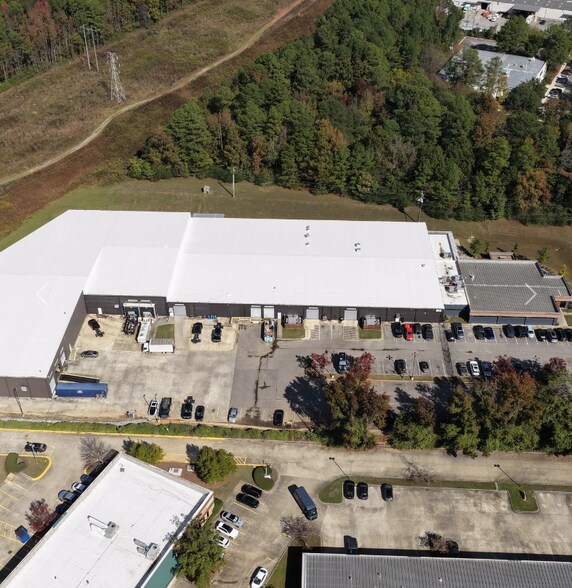 More Photos Of 428 Industrial Ln, Birmingham Warehouse For Sale