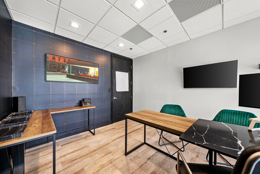 More Photos Of 150 SE 2nd Ave, Miami Coworking Space