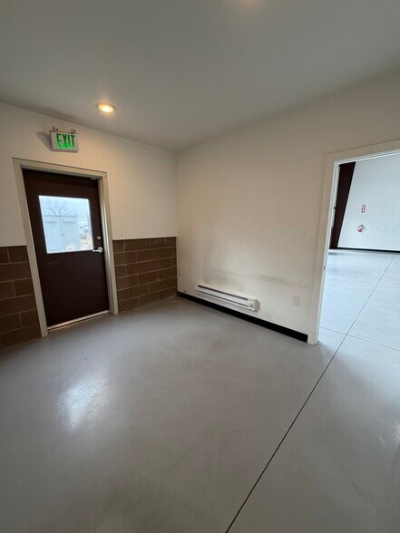 More Photos Of 2187 W Printers Row, West Valley City Warehouse For Lease