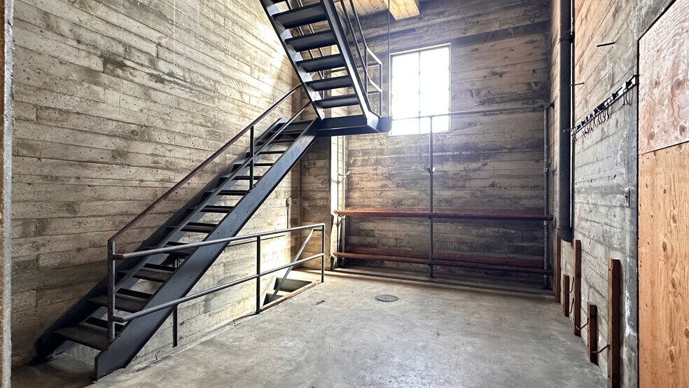 More Photos Of 201 Baden Ave, South San Francisco Police Fire Station For Sale