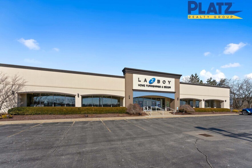 Primary Photo Of 770 Boardman Poland Rd, Youngstown Freestanding For Sale