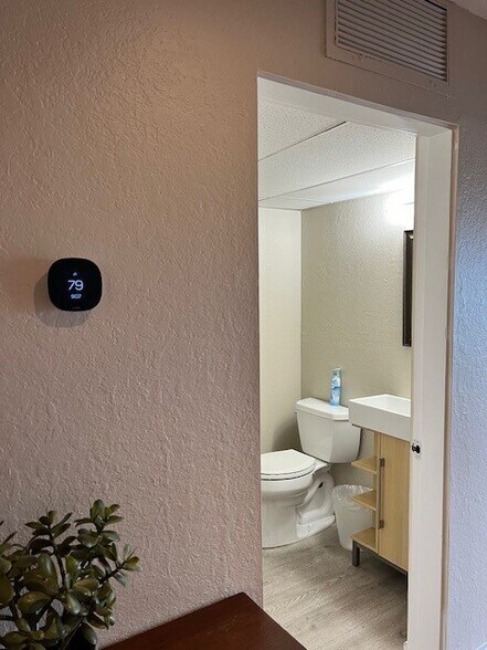 More Photos Of 34700 Pacific Coast Hwy, Dana Point Medical For Lease