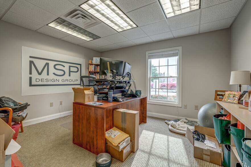 More Photos Of 95 Zion Station Ct, Troy Flex For Sale