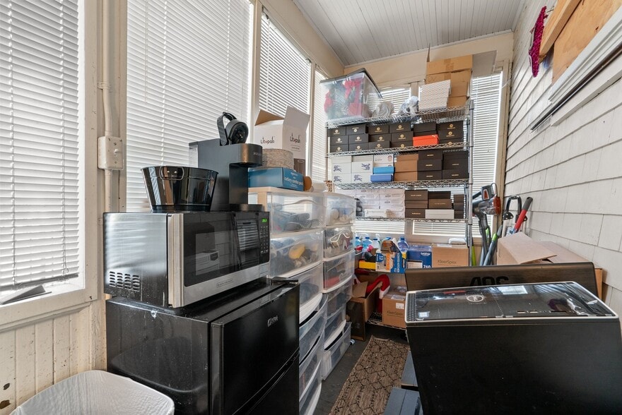 More Photos Of 217 E Lake Ave, Watsonville Office For Sale