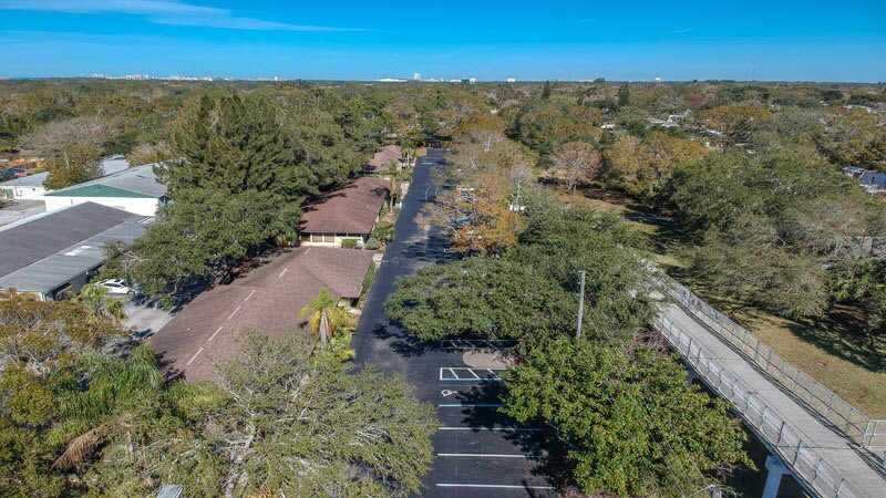 More Photos Of 1258 W Bay Dr, Largo Medical For Lease