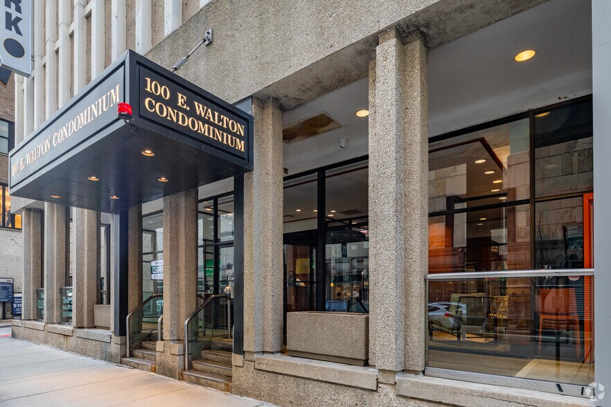 More Photos Of 100 E Walton St, Chicago Apartments For Lease