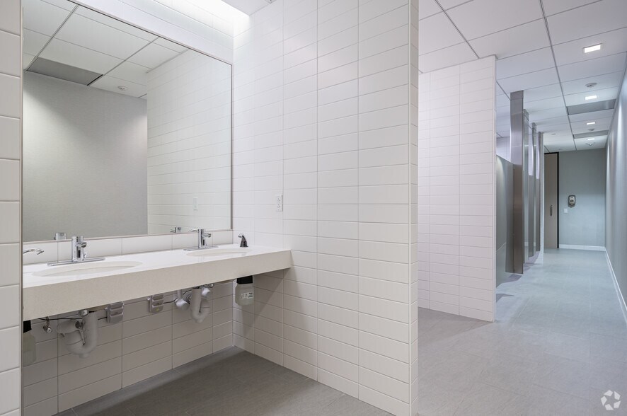 Photo of 36th Floor Ste 3600