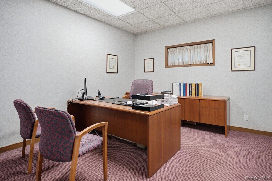 More Photos Of 225 Howell Ave, Riverhead Office For Sale