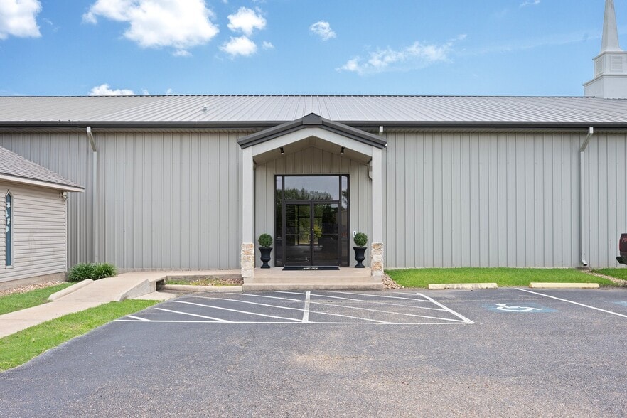 More Photos Of 13107 State Highway 30, College Station Religious Facility For Sale