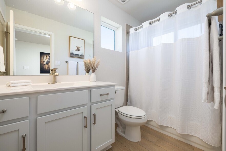 More Photos Of 2127 Hofstaat, New Braunfels Hospitality For Sale