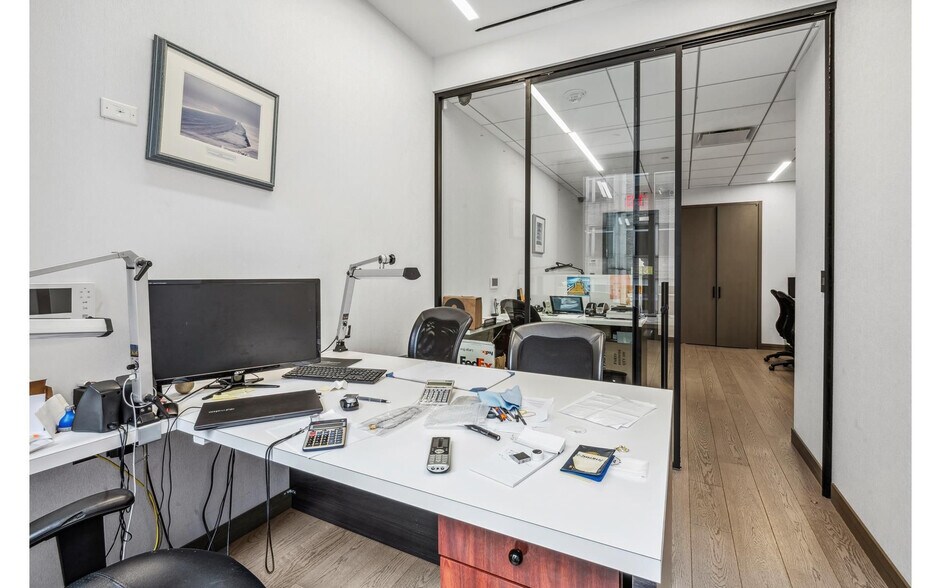 More Photos Of 50 W 47th St, New York Office Residential For Sale