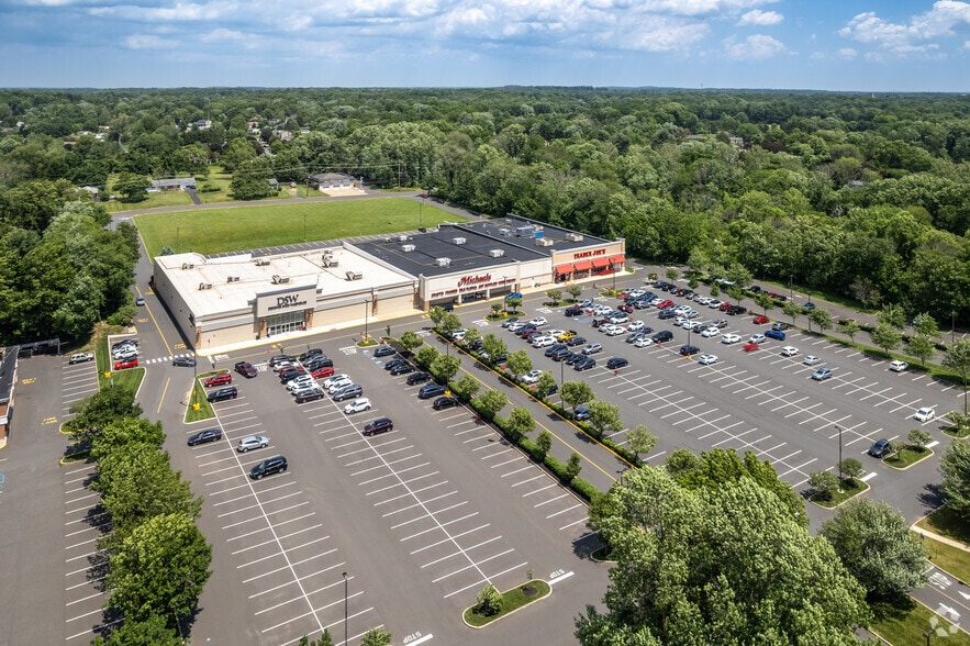 More Photos Of 4345 Highway 9, Freehold General Retail For Lease
