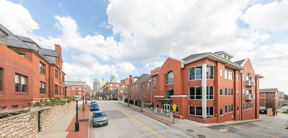 More Photos Of 1100 Pennsylvania Ave, Kansas City Office For Sale