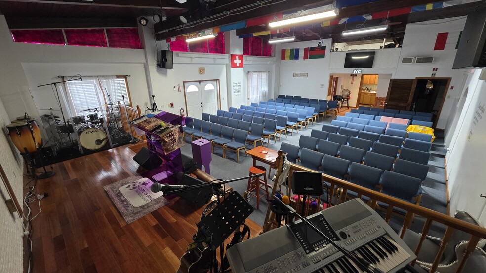 More Photos Of 178 Weir St, Taunton Religious Facility For Sale