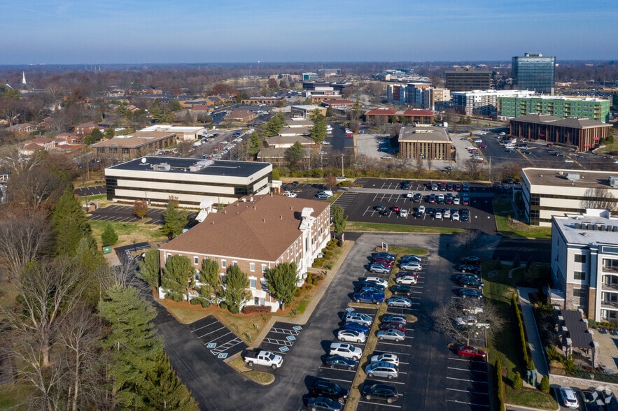 More Photos Of 9400 Williamsburg Plaza, Louisville Office For Lease