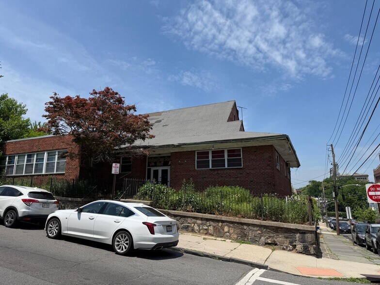 More Photos Of 208 N 5th Ave, Mount Vernon Specialty For Sale