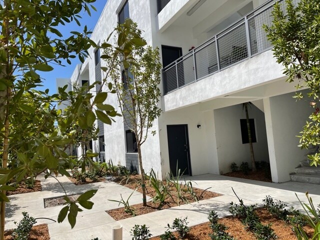 More Photos Of 751 NW 1st St, Miami Apartments For Sale