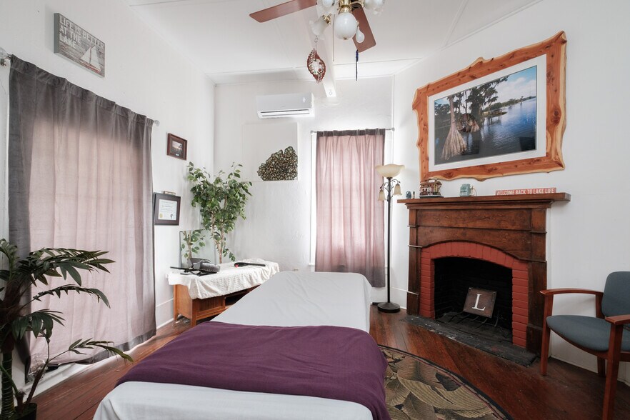 More Photos Of 307 State Road 26, Melrose Restaurant For Sale