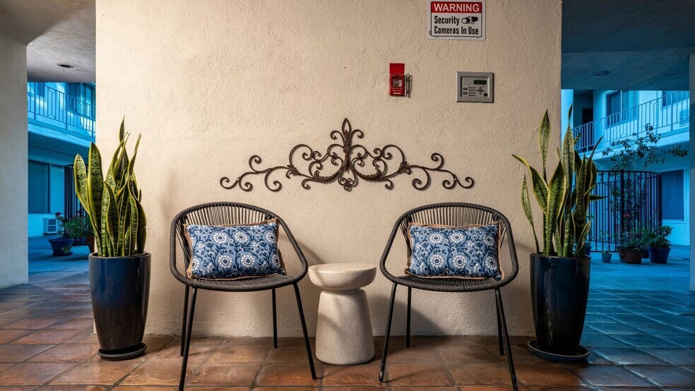 More Photos Of 11175 Huston St, North Hollywood Apartments For Sale