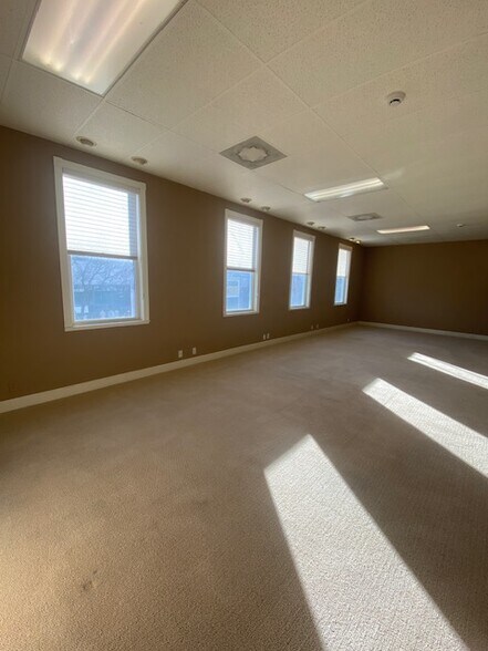 More Photos Of 1214-1218 Main St, Saint Helena Storefront Retail Office For Lease