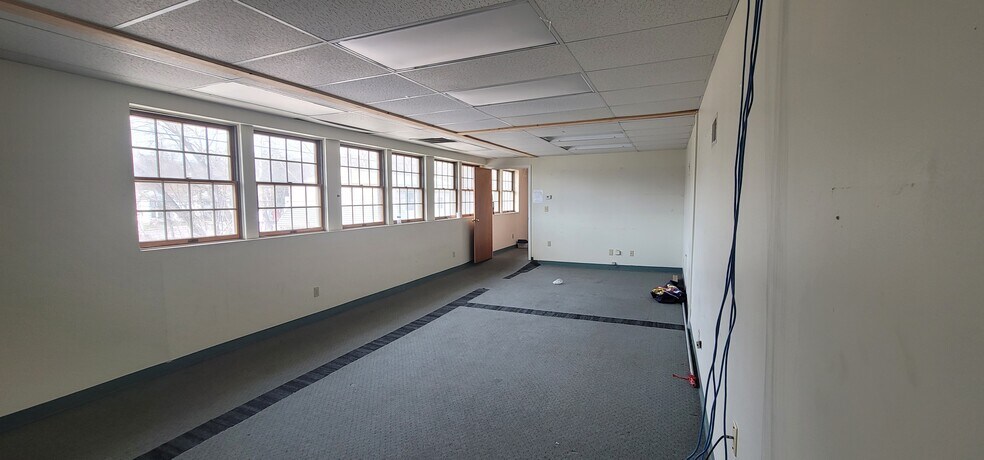 More Photos Of 59 Parry St, Luzerne Specialty For Sale