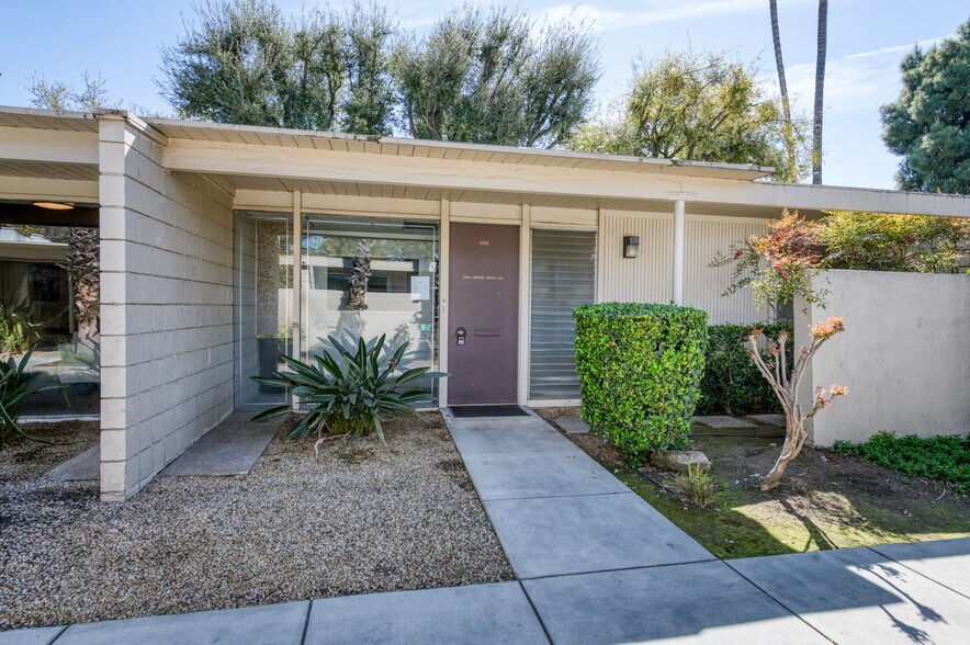 Primary Photo Of 446 W Shaw Ave, Fresno Office For Sale