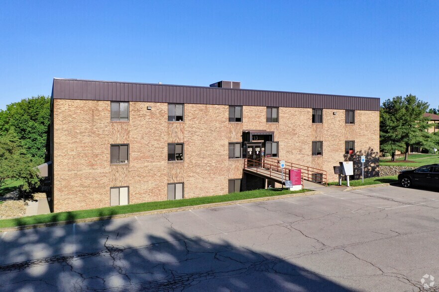 More Photos Of 213 Executive Dr, Cranberry Medical For Lease