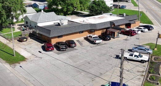 Primary Photo Of 1601 Harry Langdon Blvd, Council Bluffs Restaurant For Sale