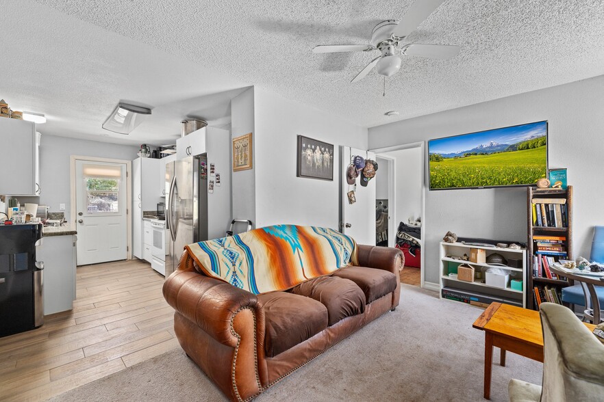 More Photos Of 2562 Alpine Blvd, Alpine Storefront Retail Residential For Sale
