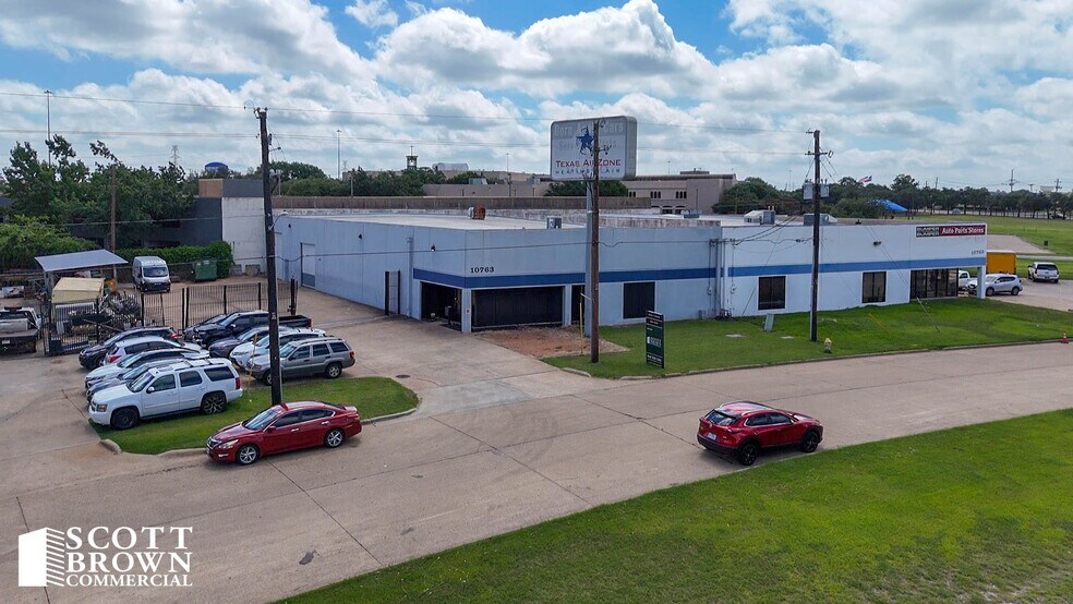 More Photos Of 10763 Mapleridge Dr, Dallas Distribution For Lease